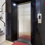 RedDoorz Quy Phuc Hotel